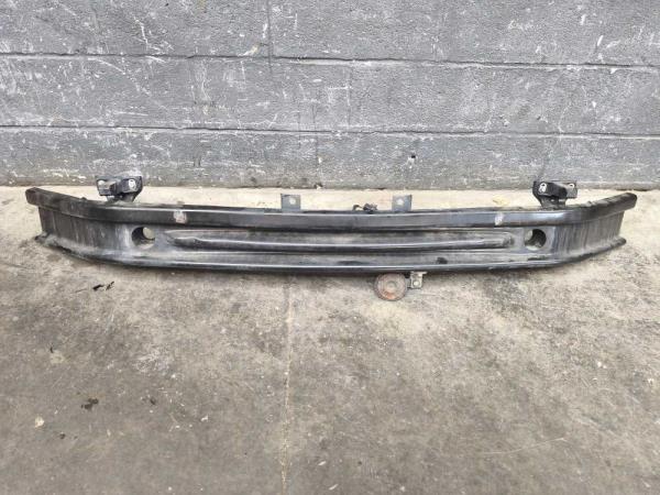 RENFORT DE PARECHOC AVANT MERCEDES VITO 2014-2019 - Vue 1